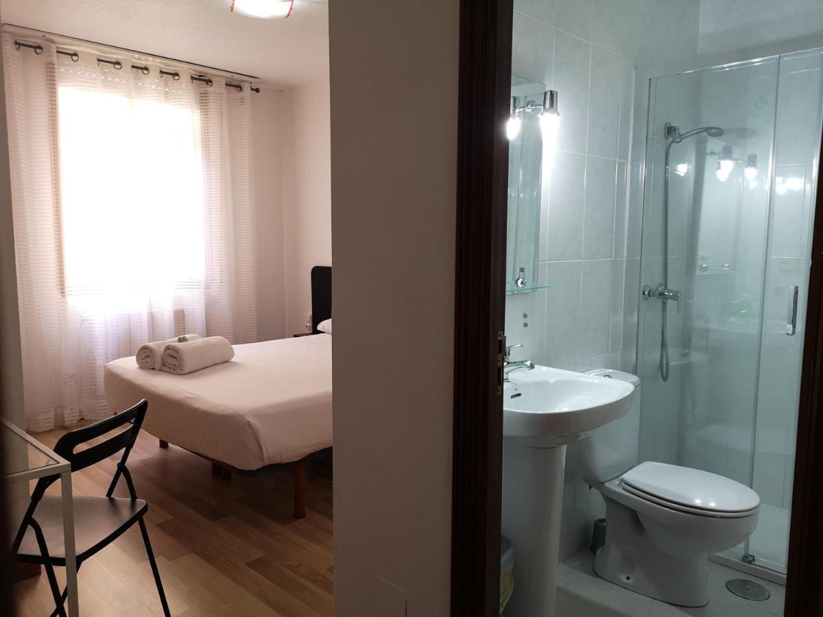 Pension Las Rias โอโกรูญา ภายนอก รูปภาพ